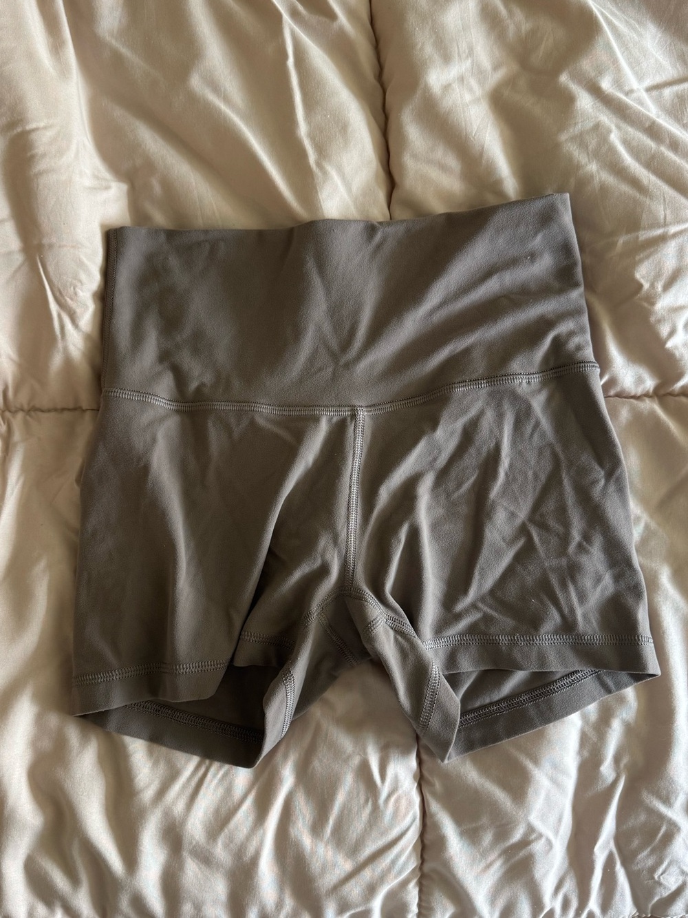 Aritzia biker shorts